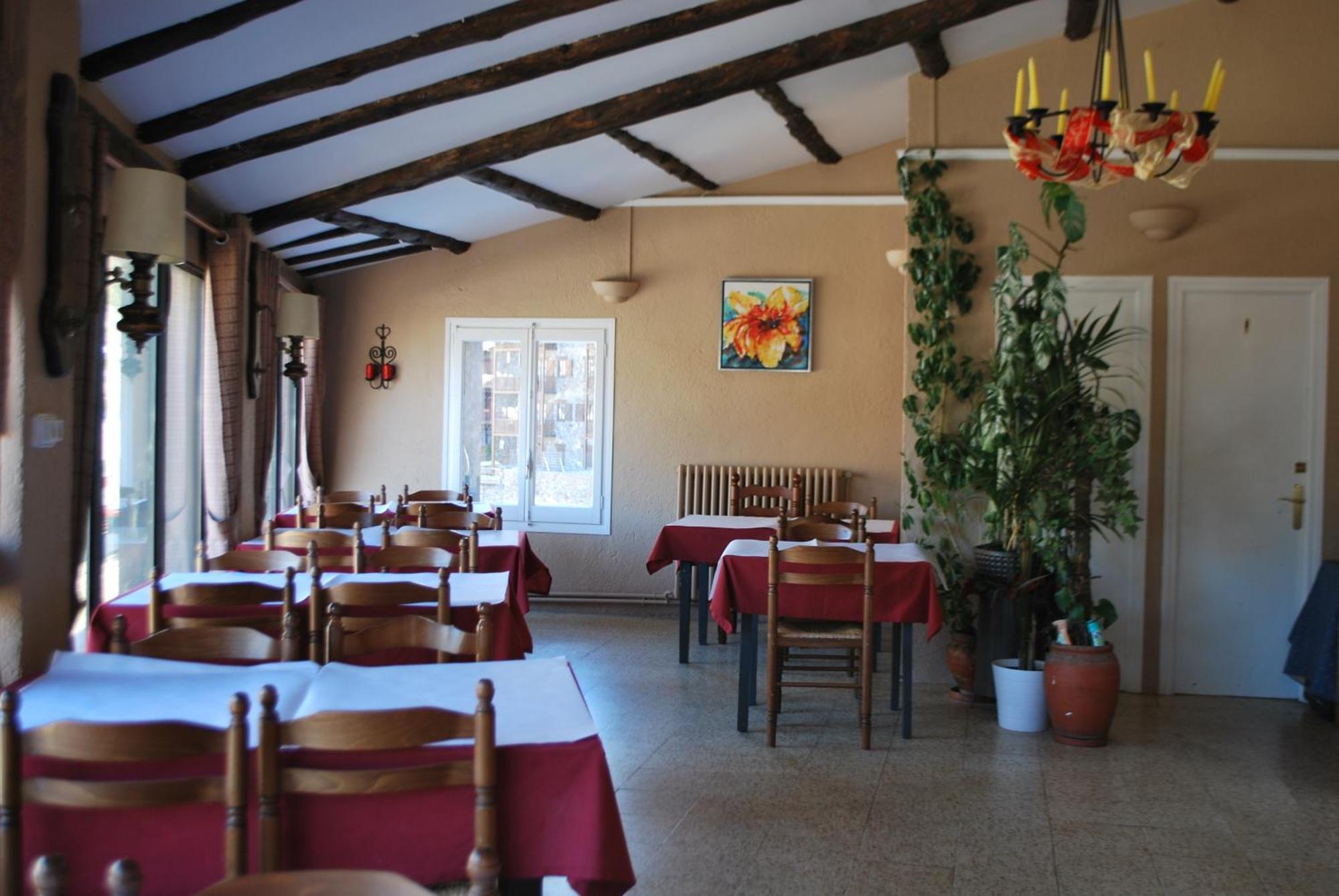 Roc De St Miquel & Hotel 2*