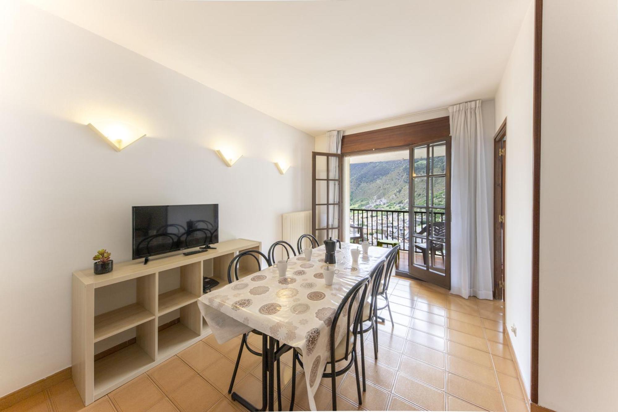 Apartment La Solana & *
