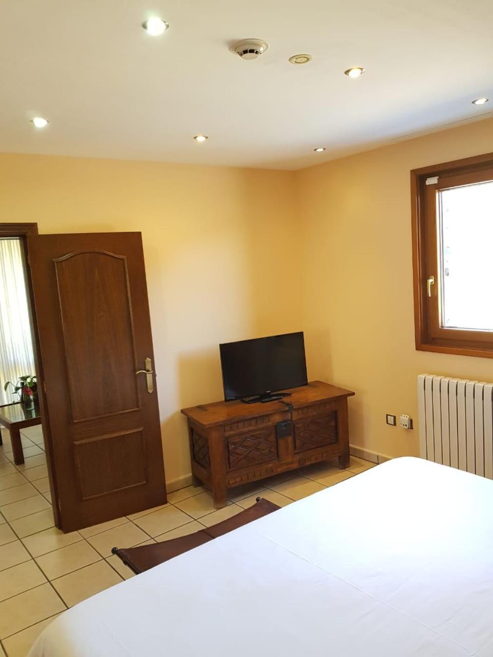 De Canolich - Only Adults 4*