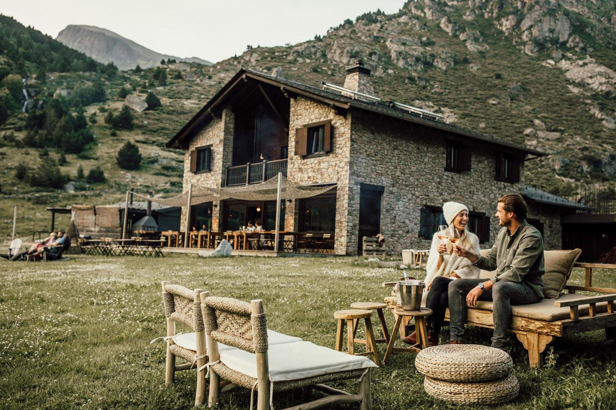 L'ovella Negra Mountain Hotel
