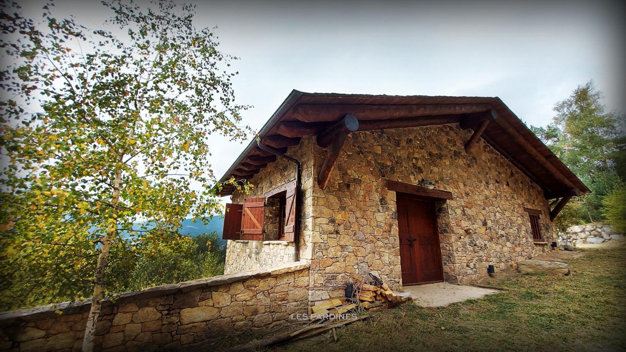 Les Pardines 1819 Mountain & Encamp