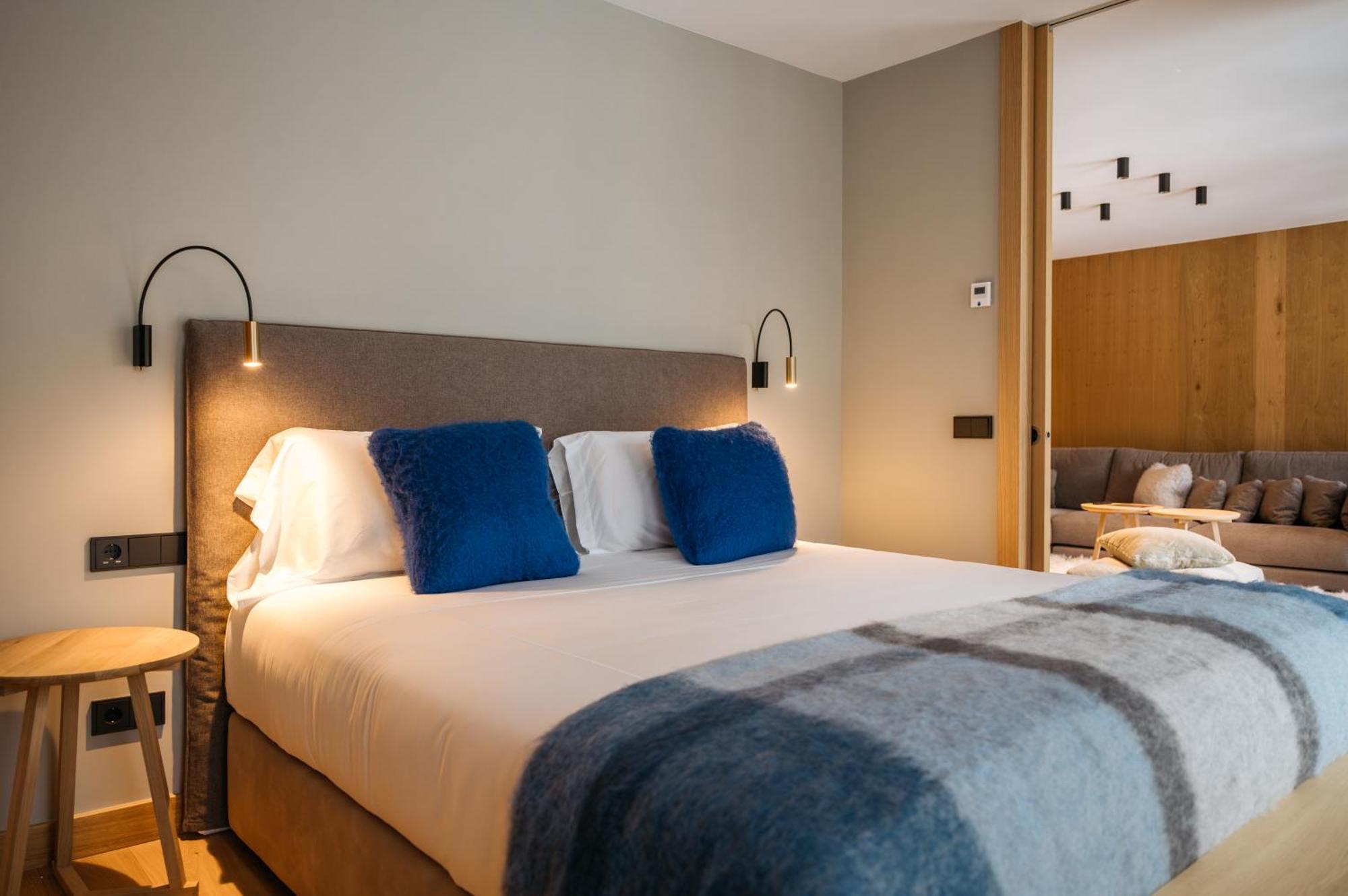 Isard Residences By Leo Apartment *