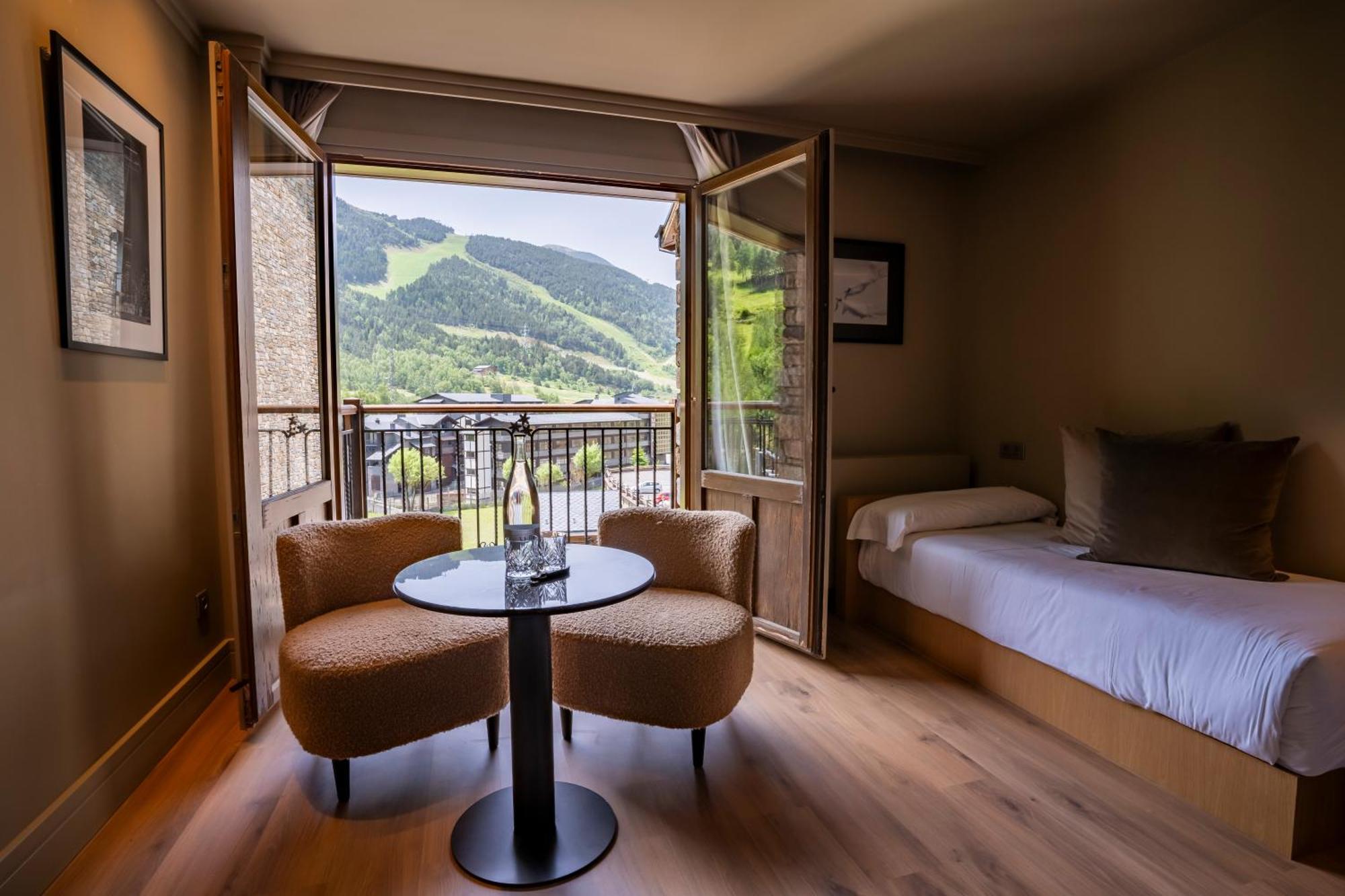 Serras Andorra Hotel 5*