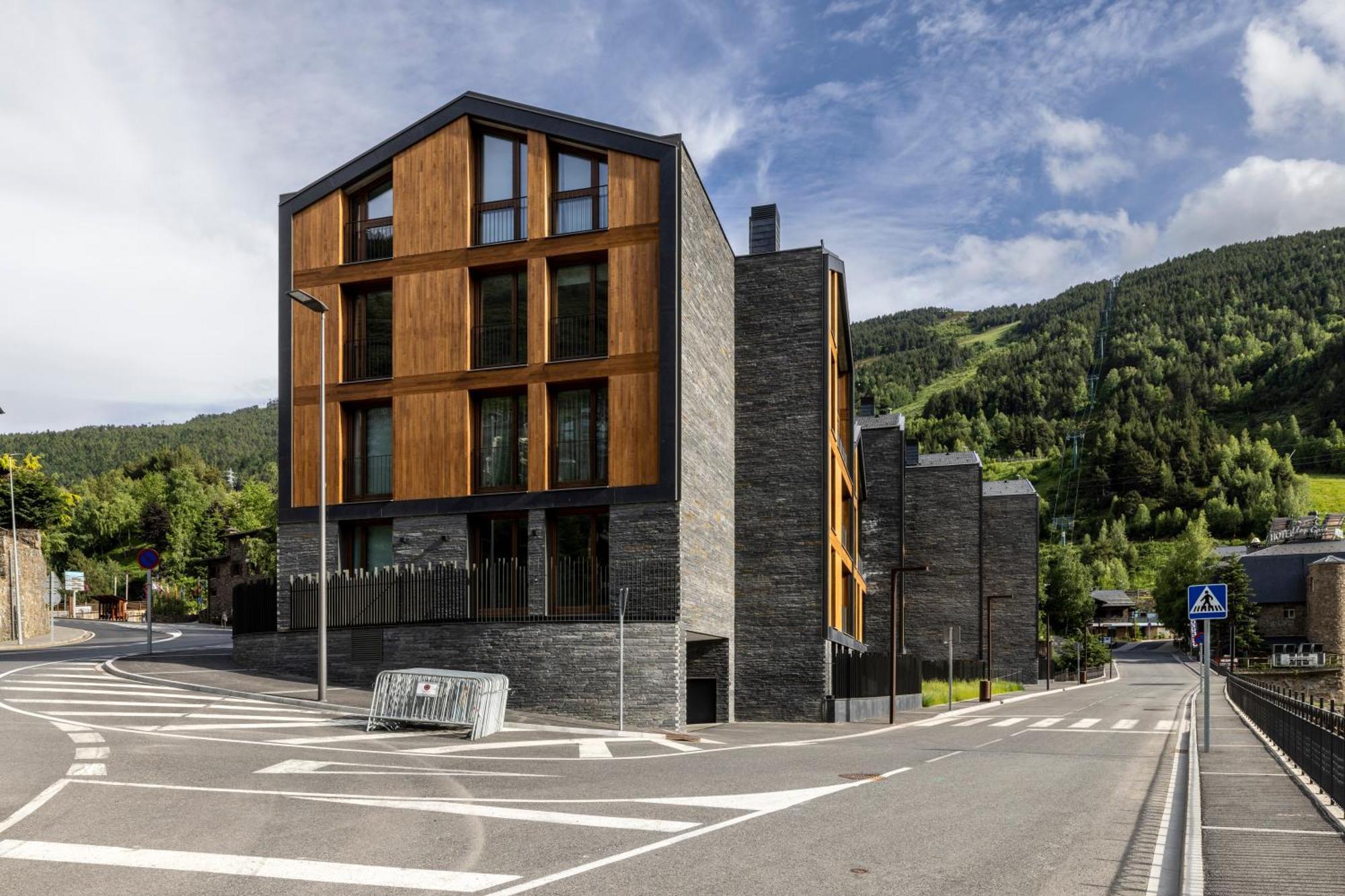 Apartamento Un Diamante De Montana L A Pie De Pistas - Gimnasio - Sauna - Piscina L 8pax L By Bonesvacances