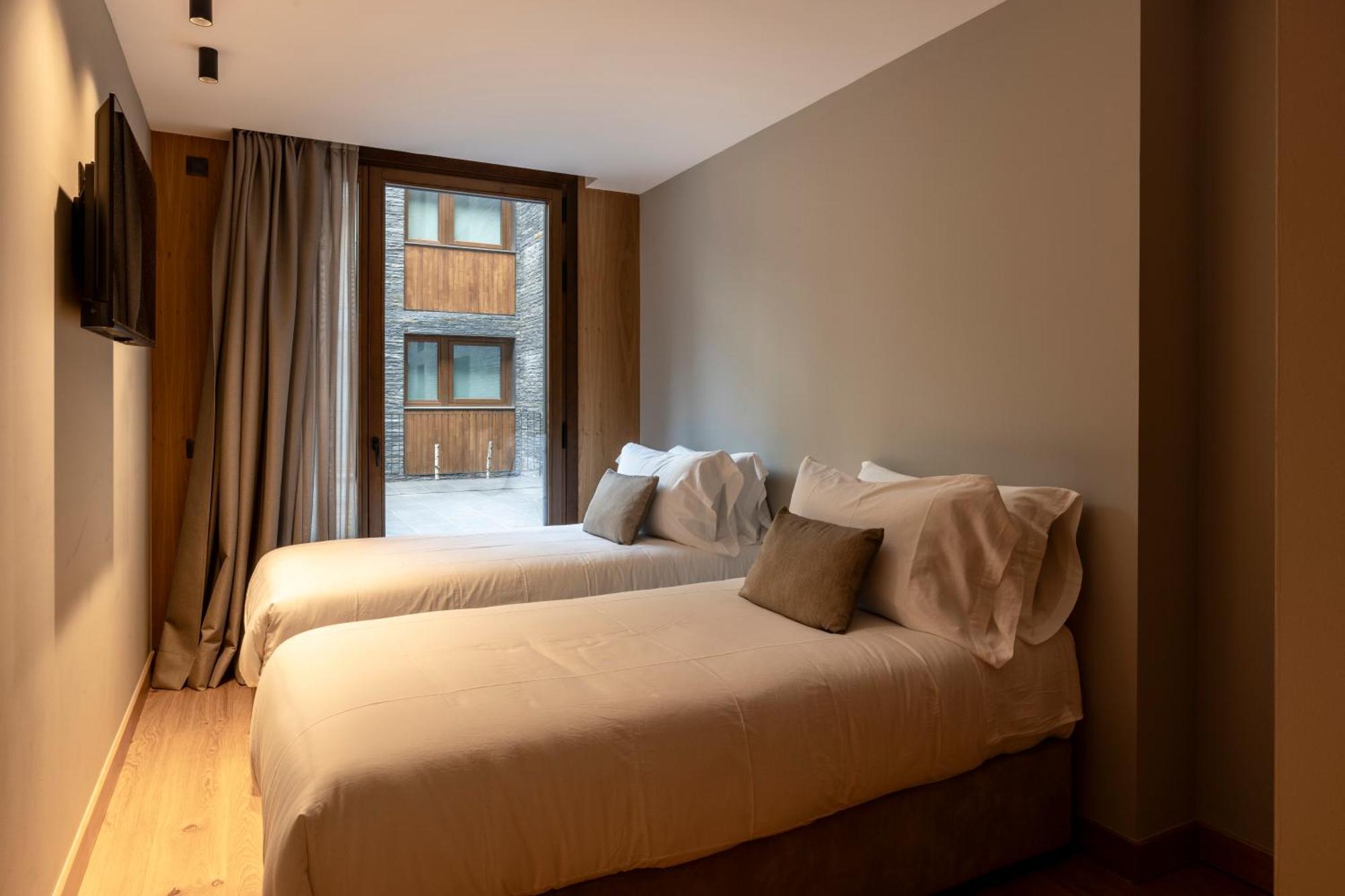 Apartamento Un Diamante De Montana L A Pie De Pistas - Gimnasio - Sauna - Piscina L 8pax L By Bonesvacances