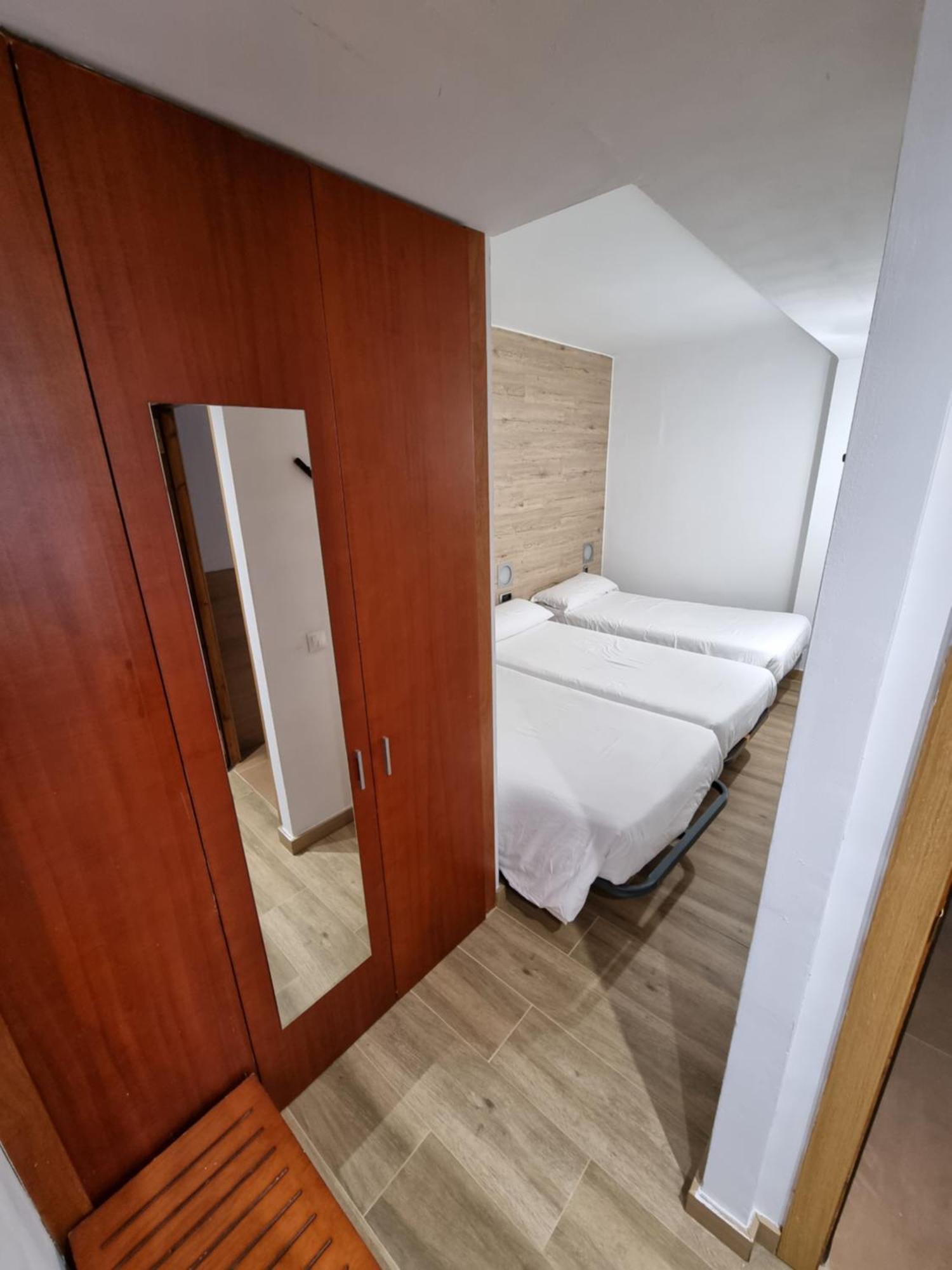 Avanti 3* Pas De La Casa