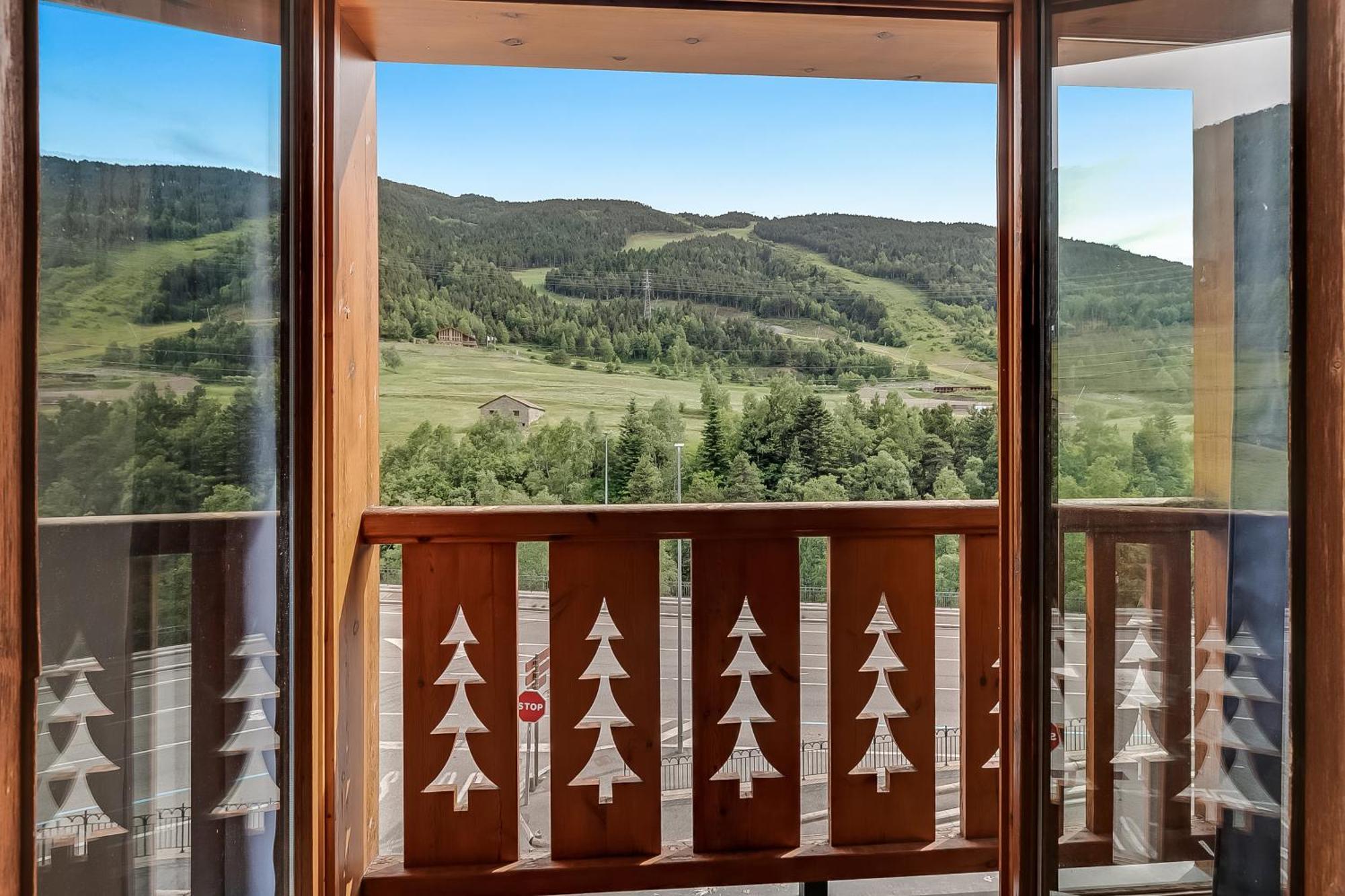 - Happy Apartamento El Tarter