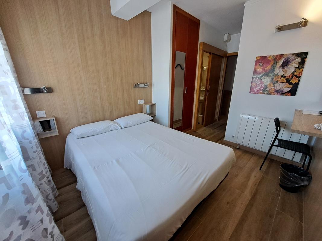 Avanti Pas De La Casa