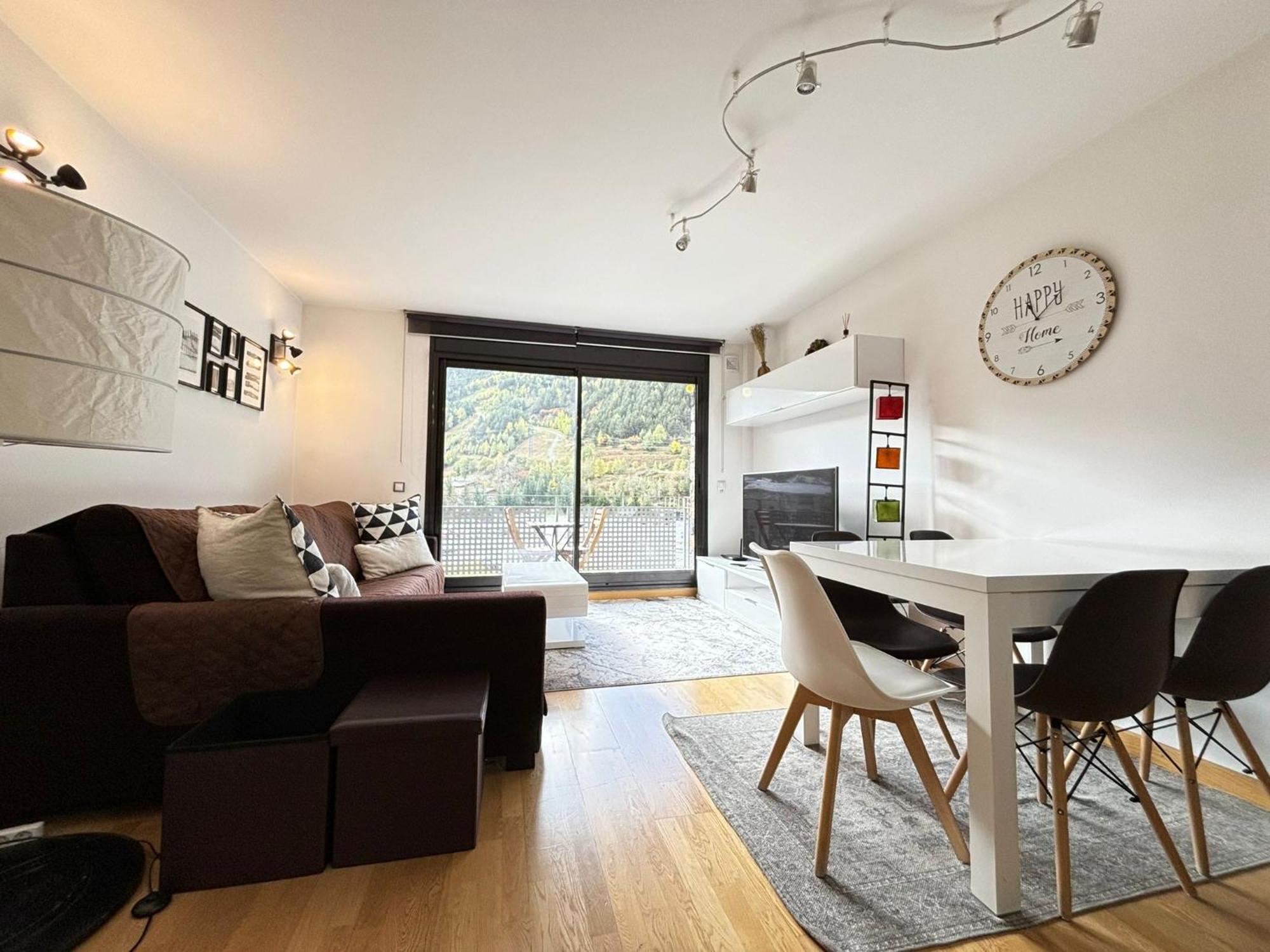 Life And A Pie De Pistas, Apartamento El Tarter