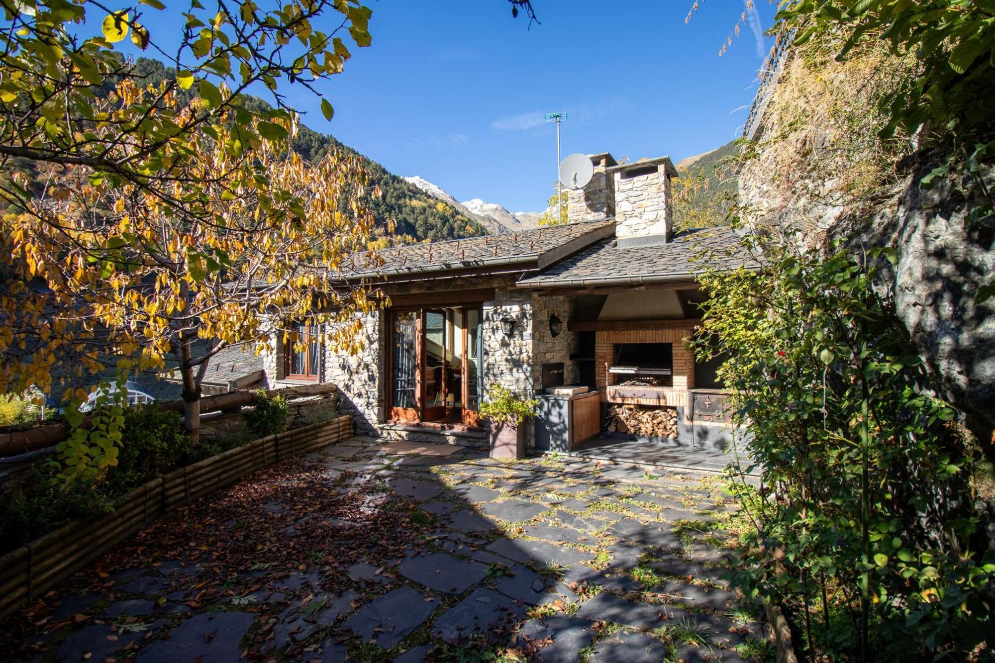 Xalet Mallador - - Exclusivo! * Arinsal