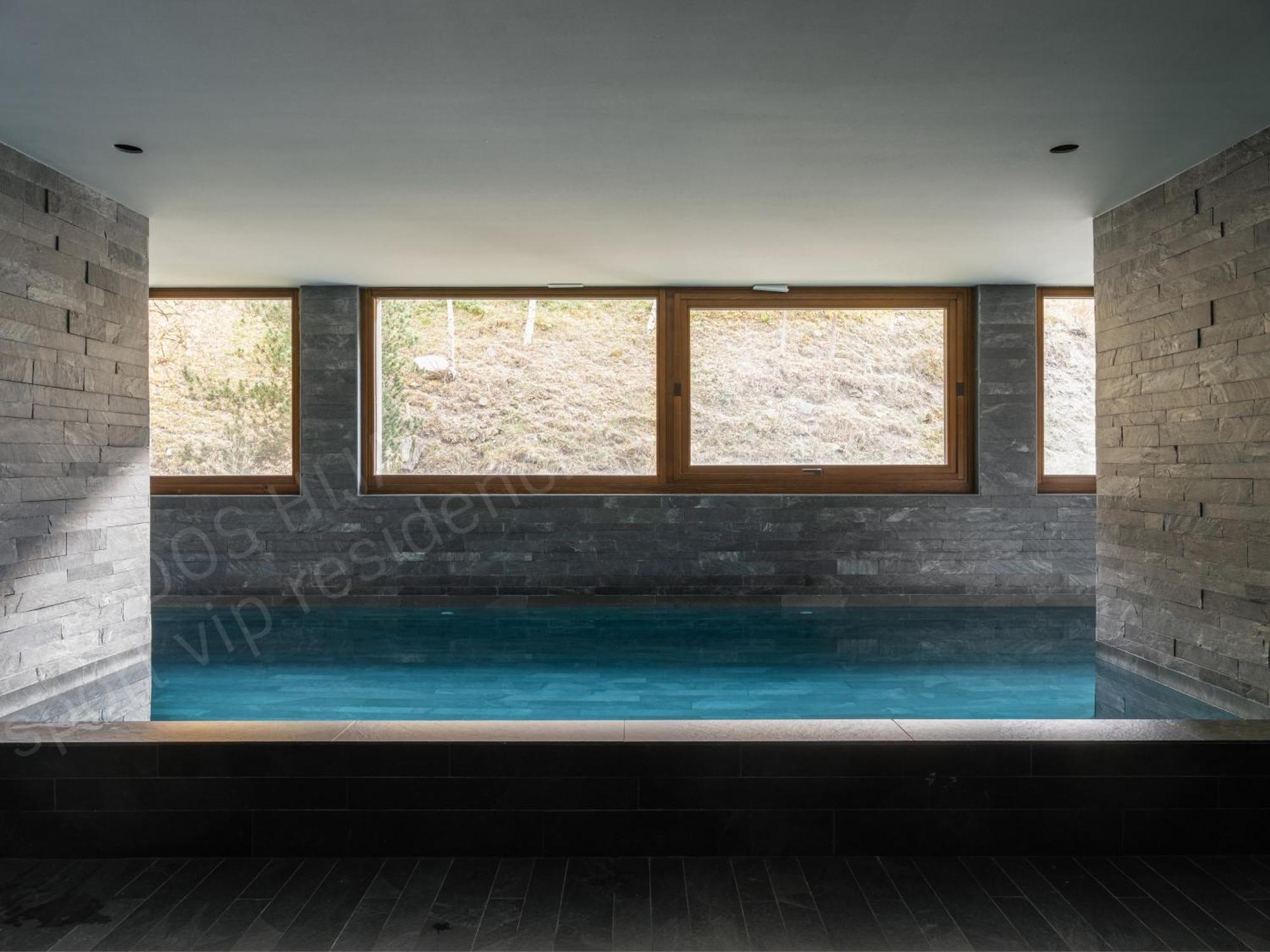 Isard Residences By Leo *