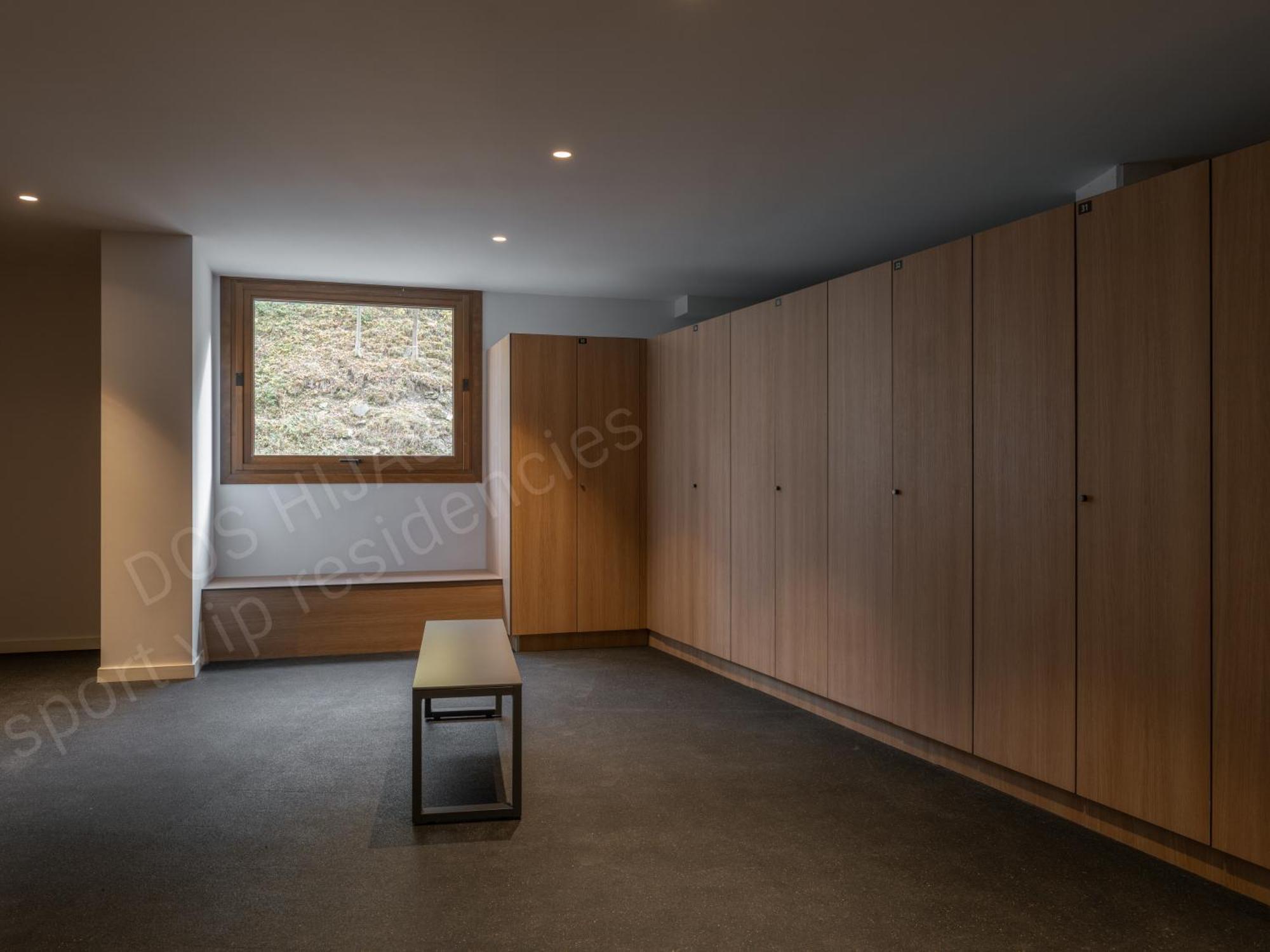 Isard Residences By Leo Apartment