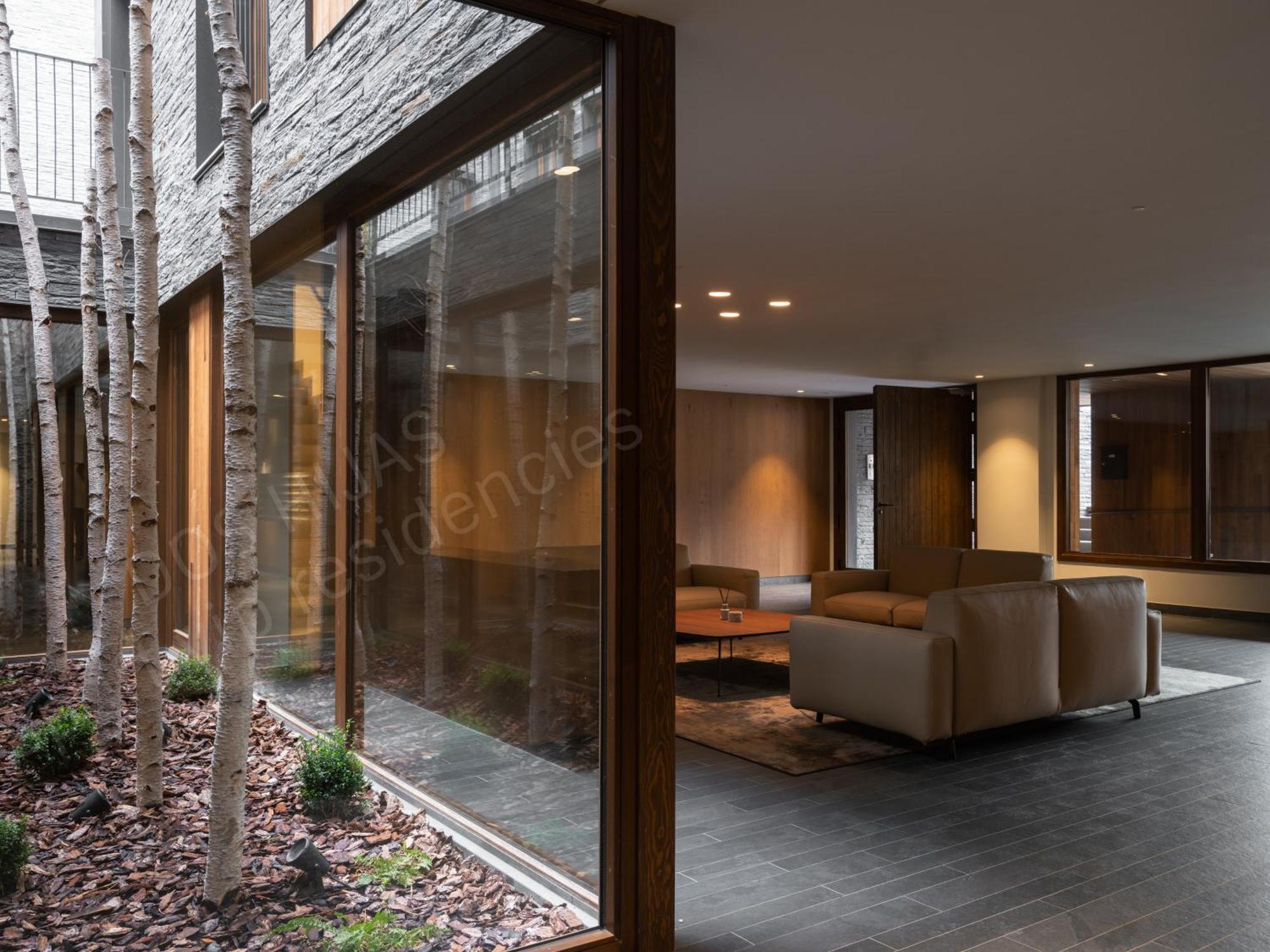 Isard Residences By Leo Apartment *