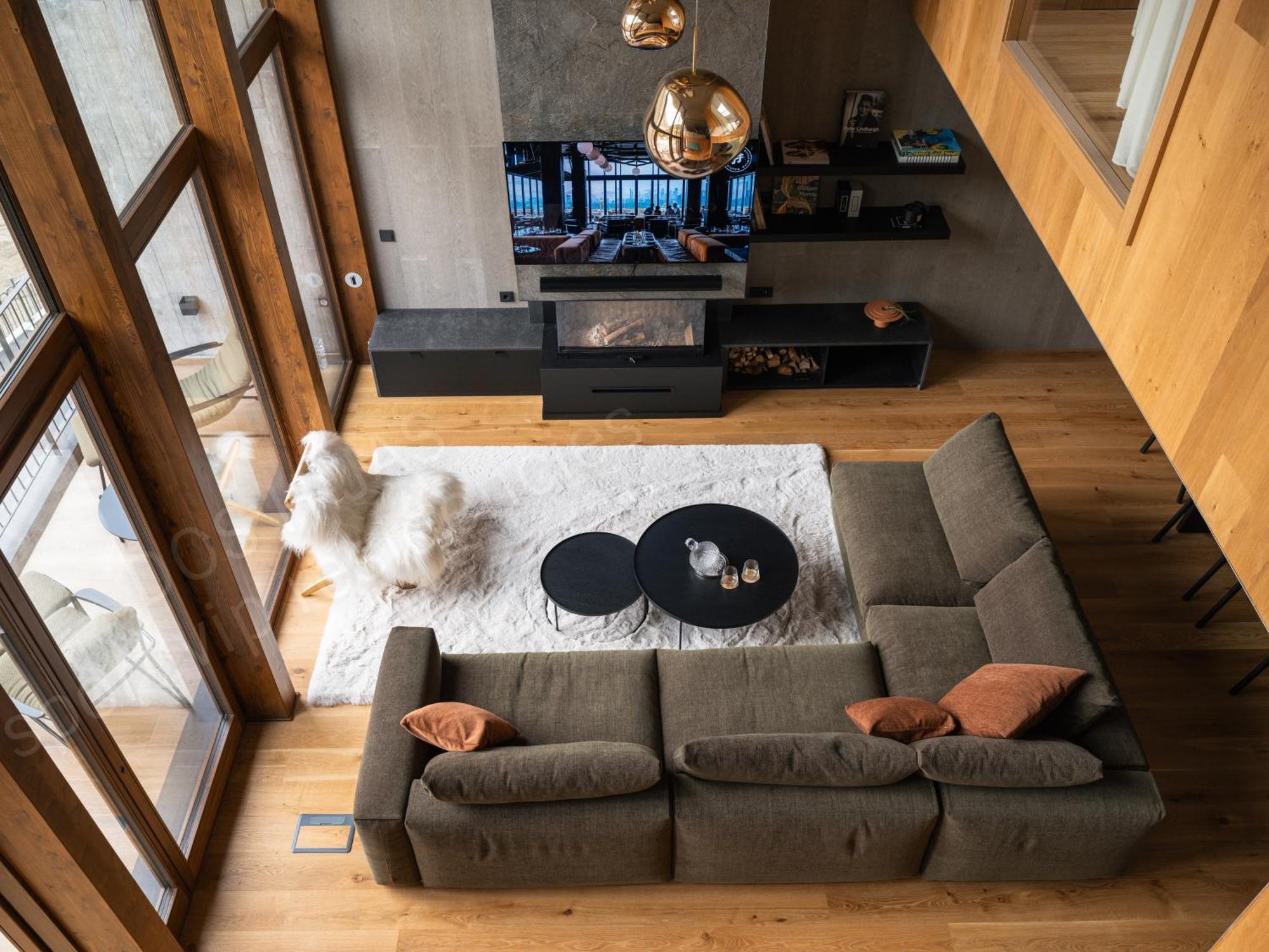 Isard Residences By Leo Apartment