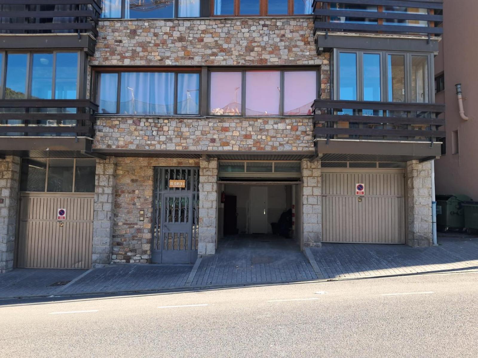 Apartamento En A Pie De Pistas, Wifi Y Parquin