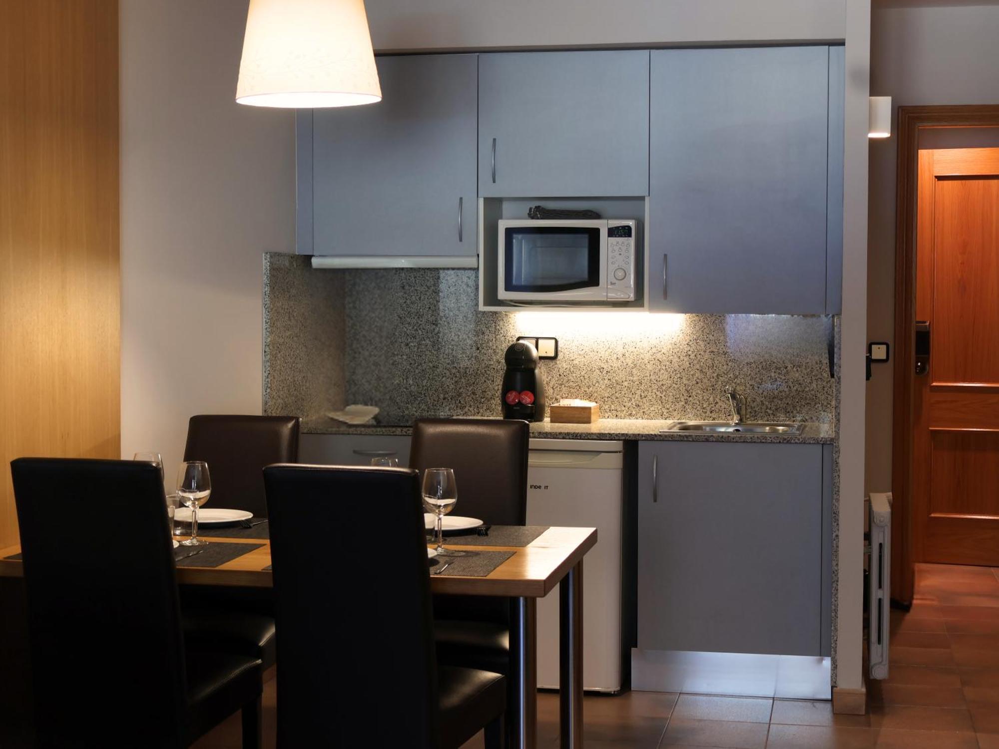 El Serch Apartahotel