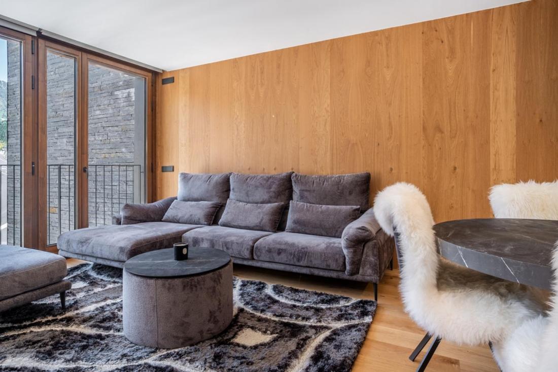 Isard Homes By Select *