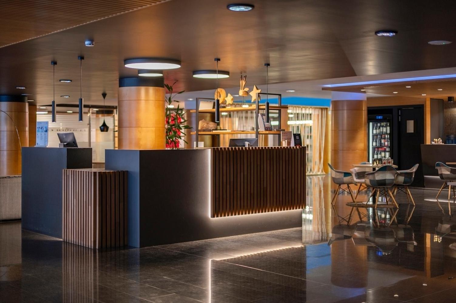 Hotel Hesperia 4*