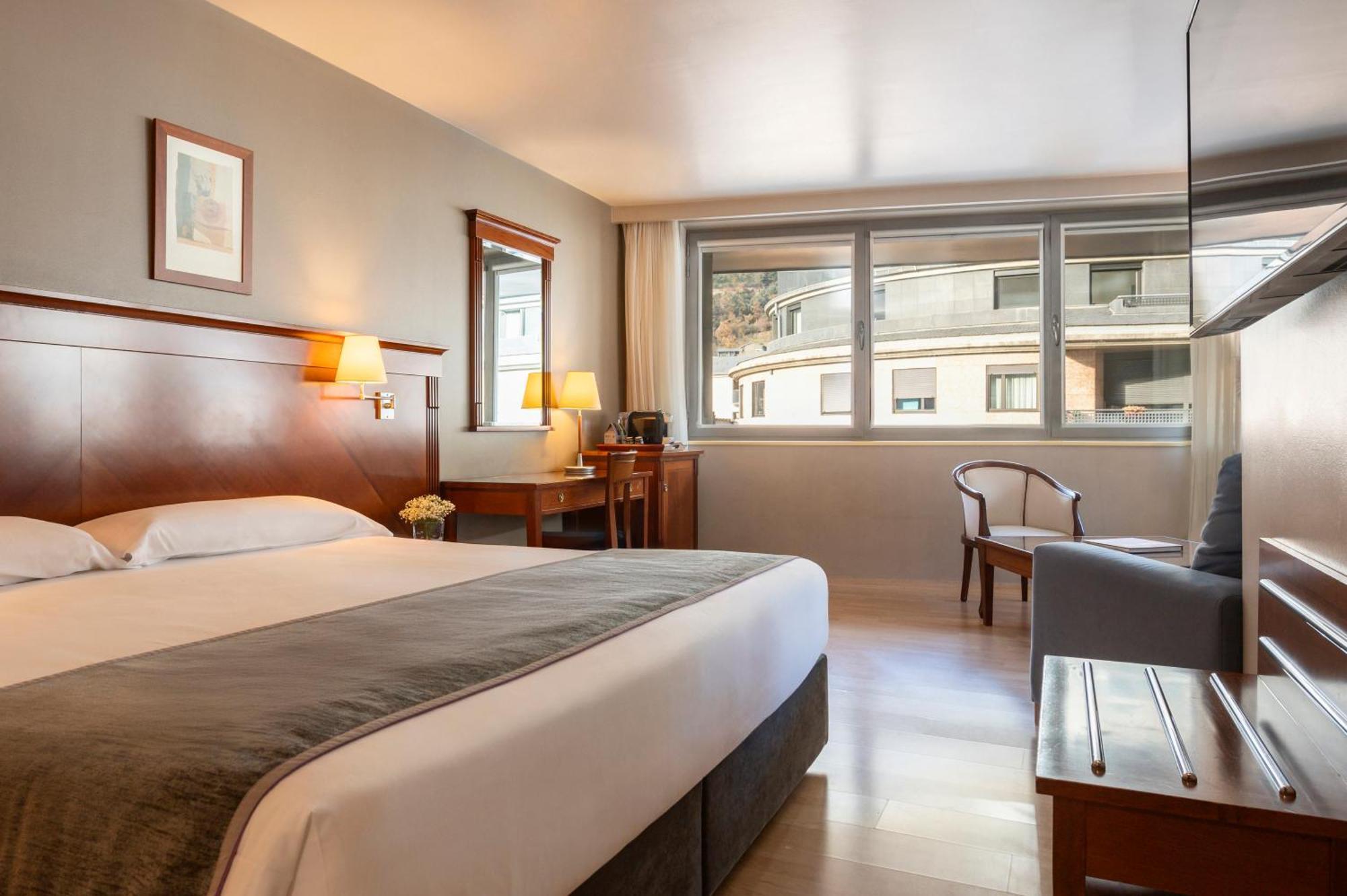 Hesperia Hotel 4*