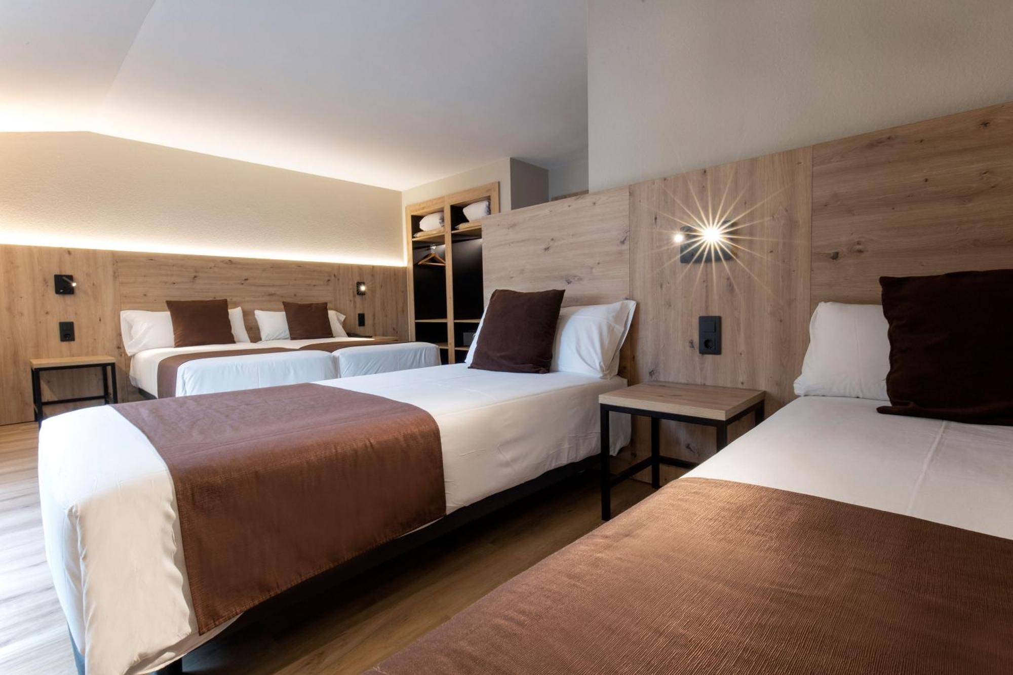 Comtes D'urgell Hotel