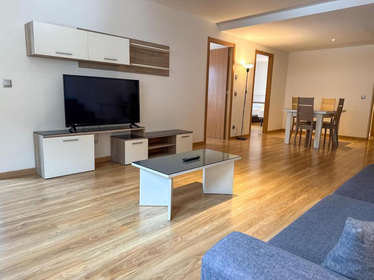 Moderno A Pie De Pistas 4pax, Pk Gn Apartment