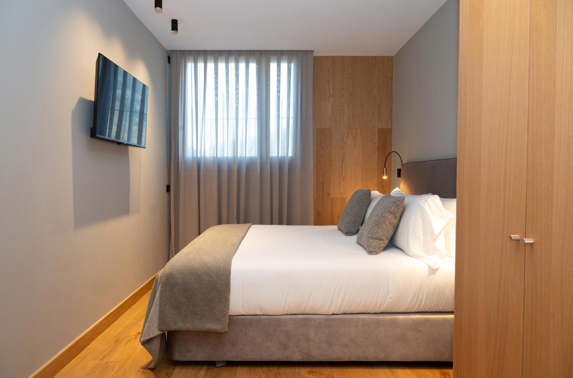 Apartment Isard Residences By Leo *