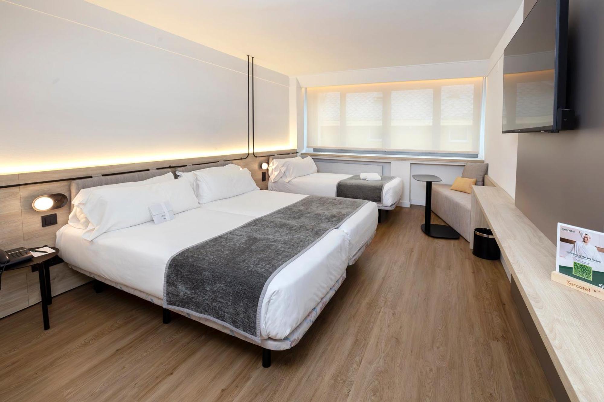 Hotel Tulip Delfos 4*