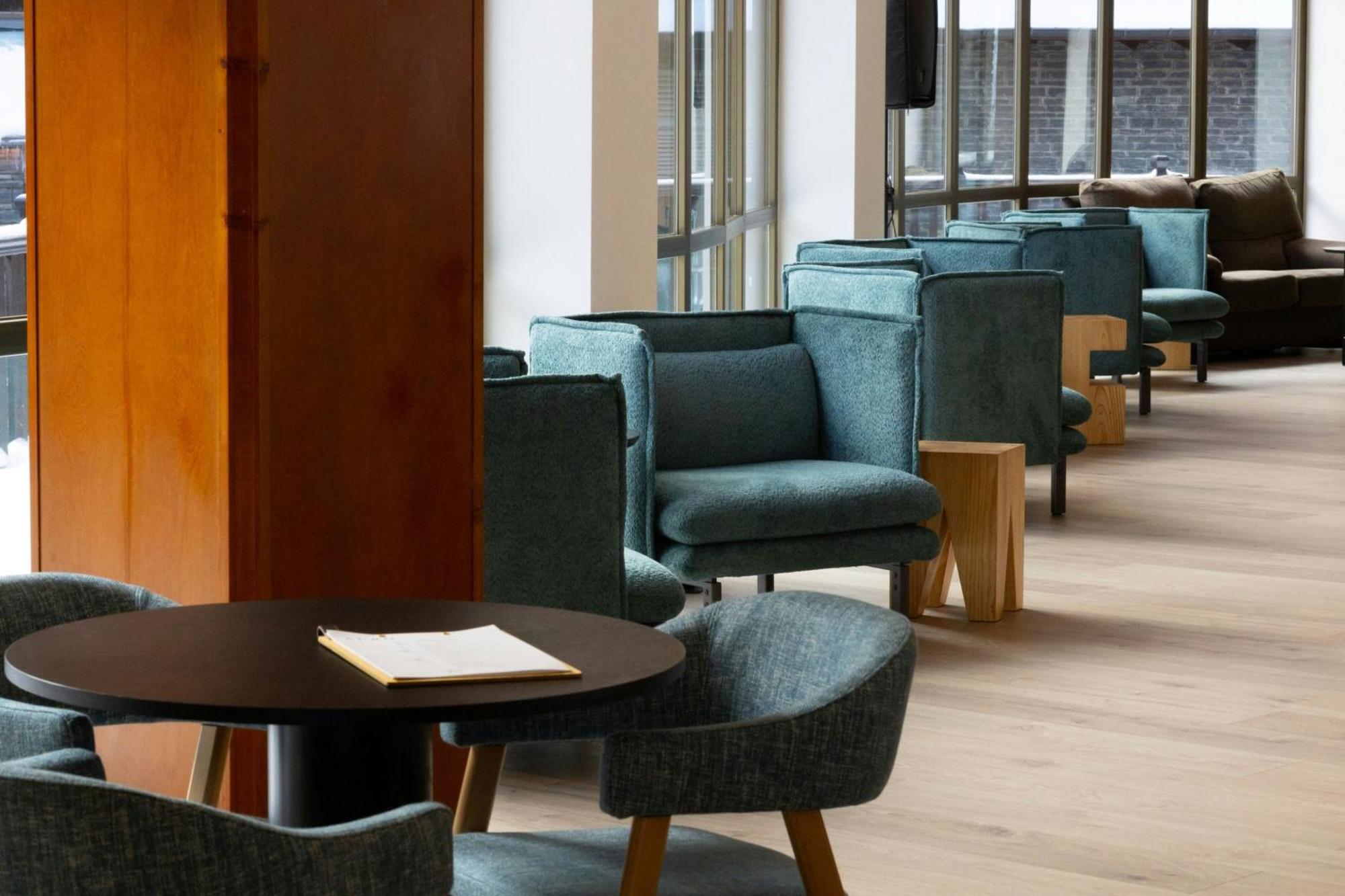 Euroski Mountain & Hotel 4*