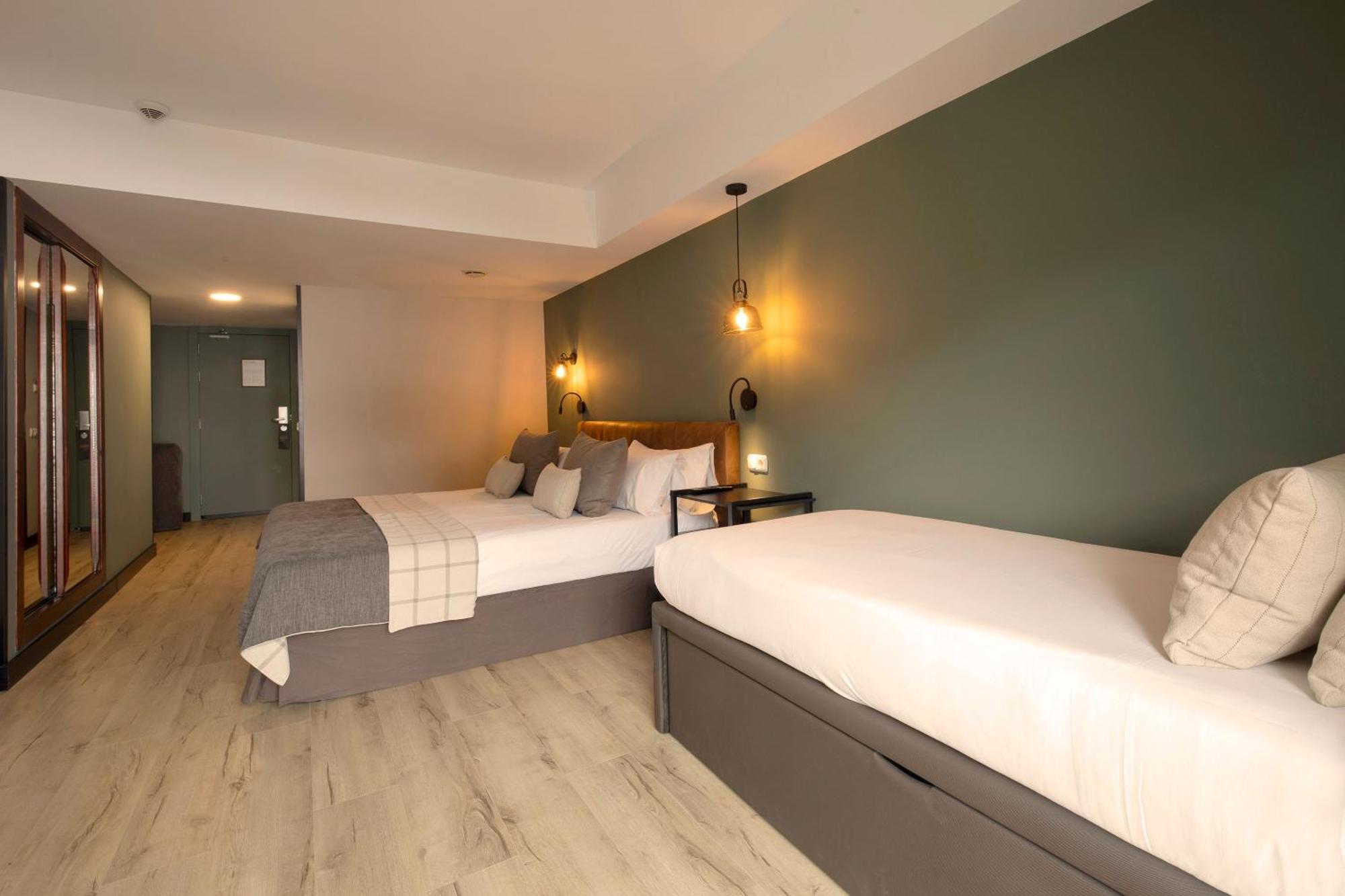 Piolets Centre Hotel