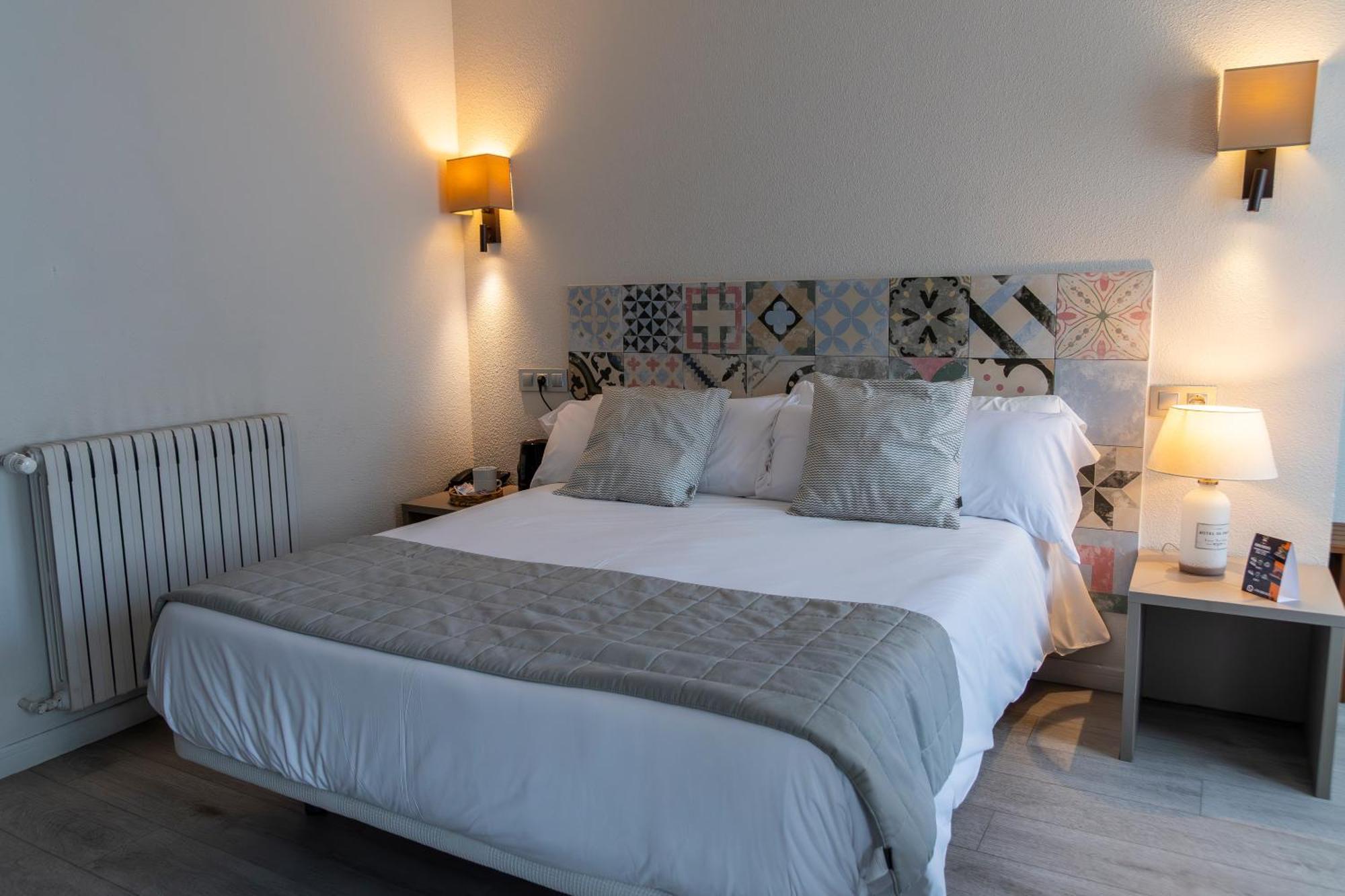 Tudel Hotel