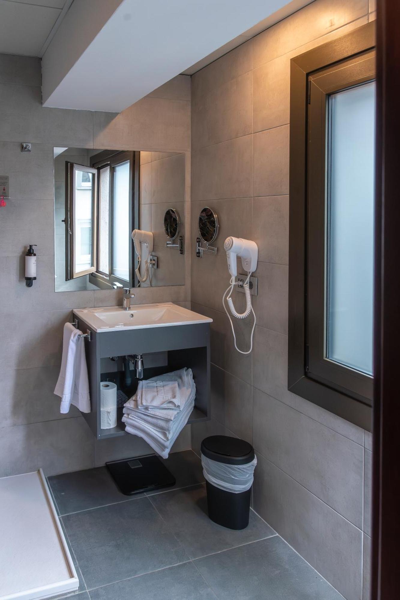 Tudel Hotel 3*
