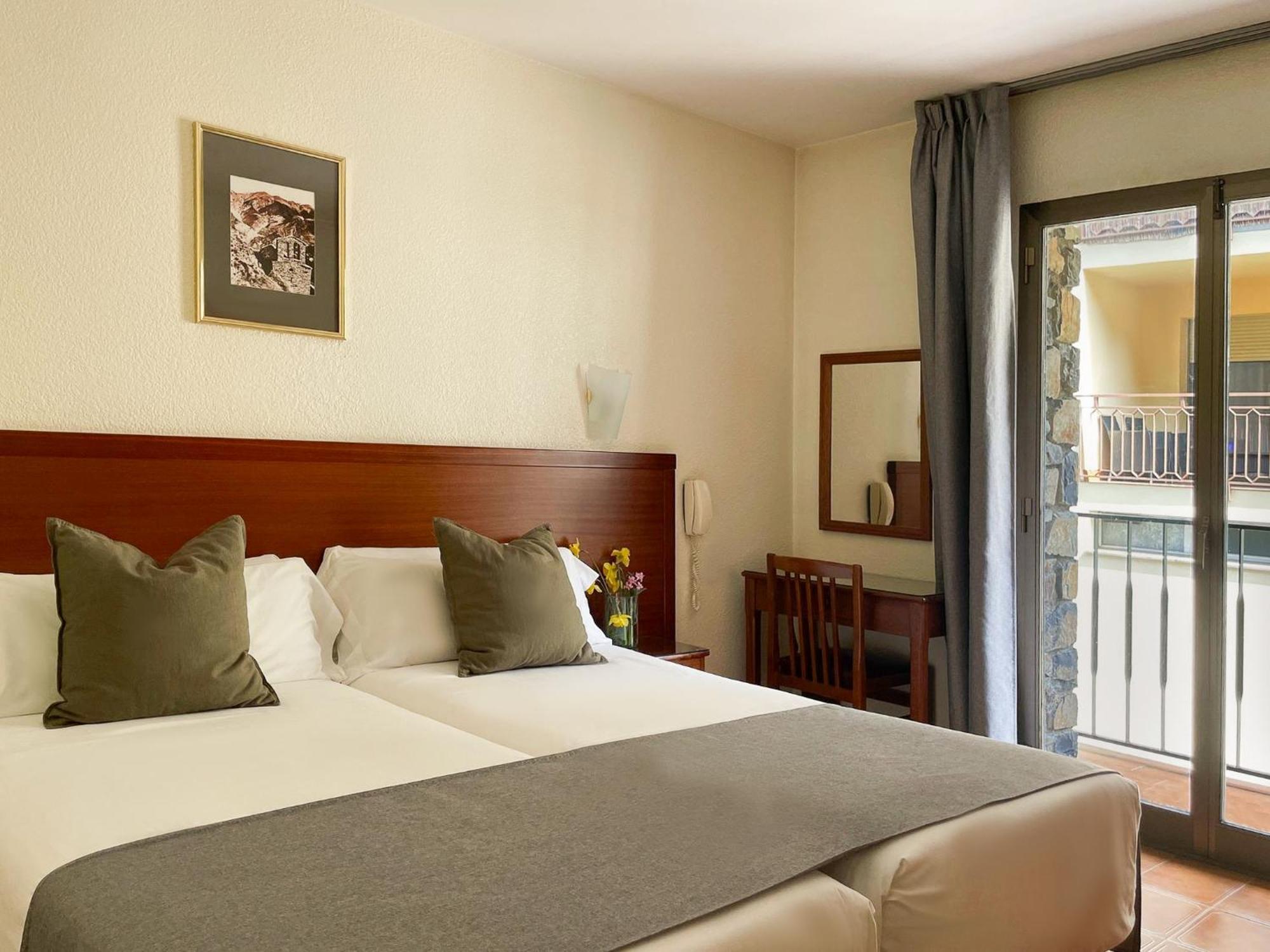 Coray By Pierre & Hotel Encamp
