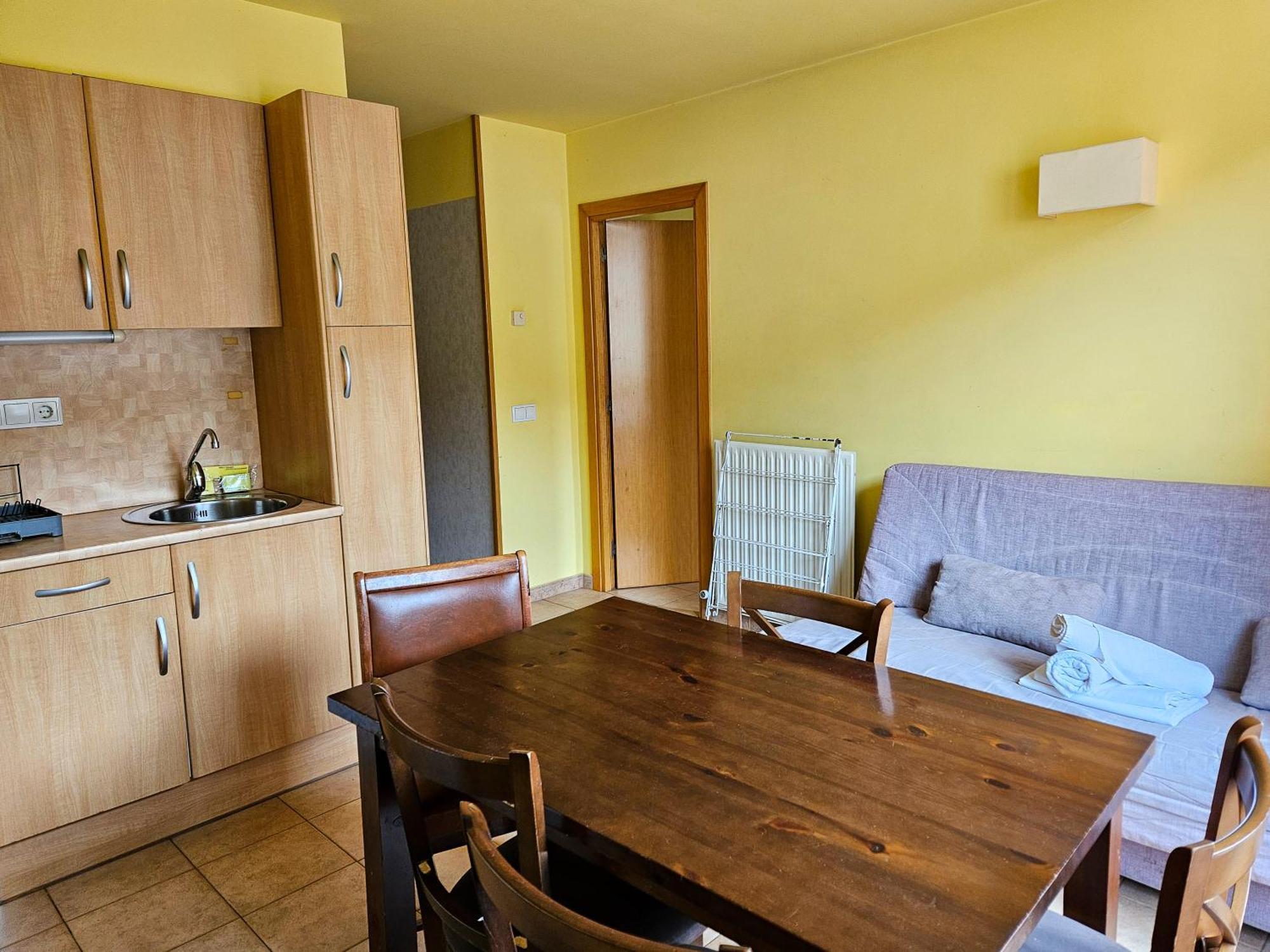 Apartament Ribagrossa 3000 *
