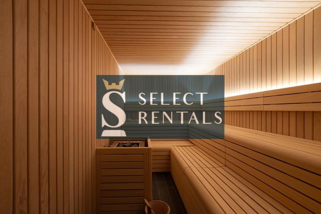 Isard Homes & By Select Apartment *