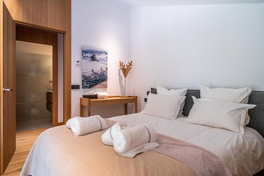 Isard Penthouse & Apartamento