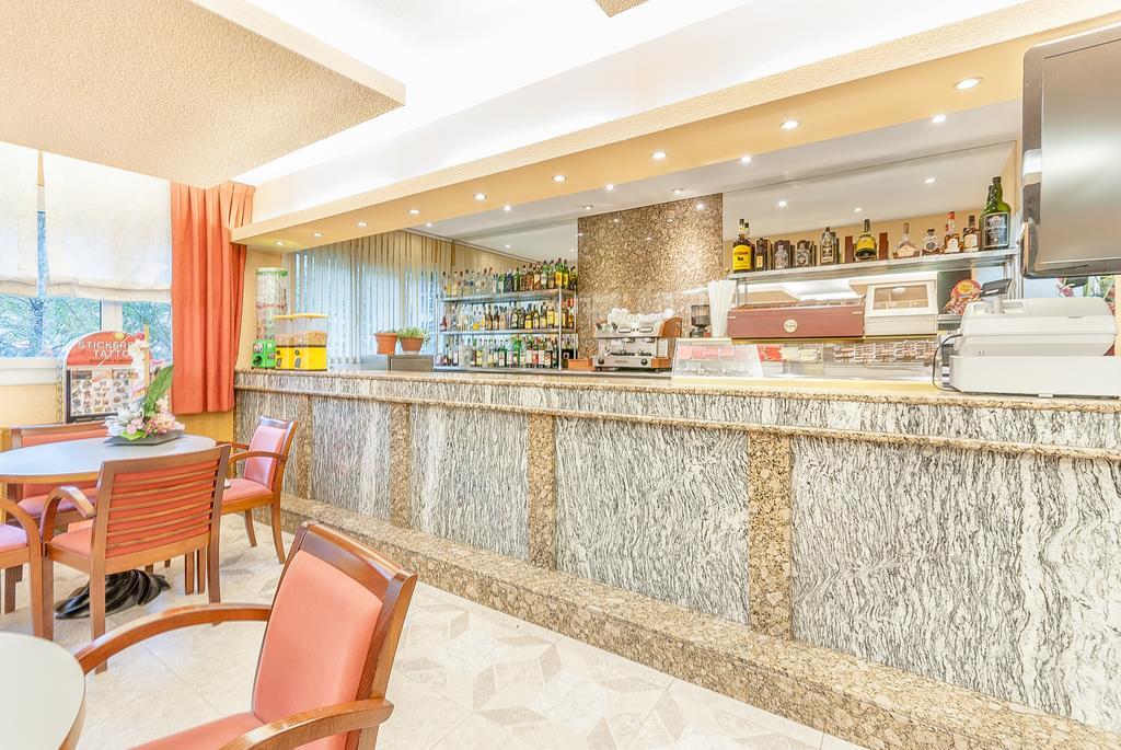 Hotel Pere D'urg 3000