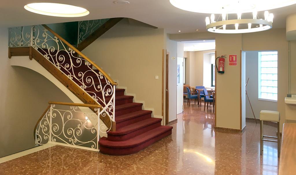 Evenia Oros 3* Encamp