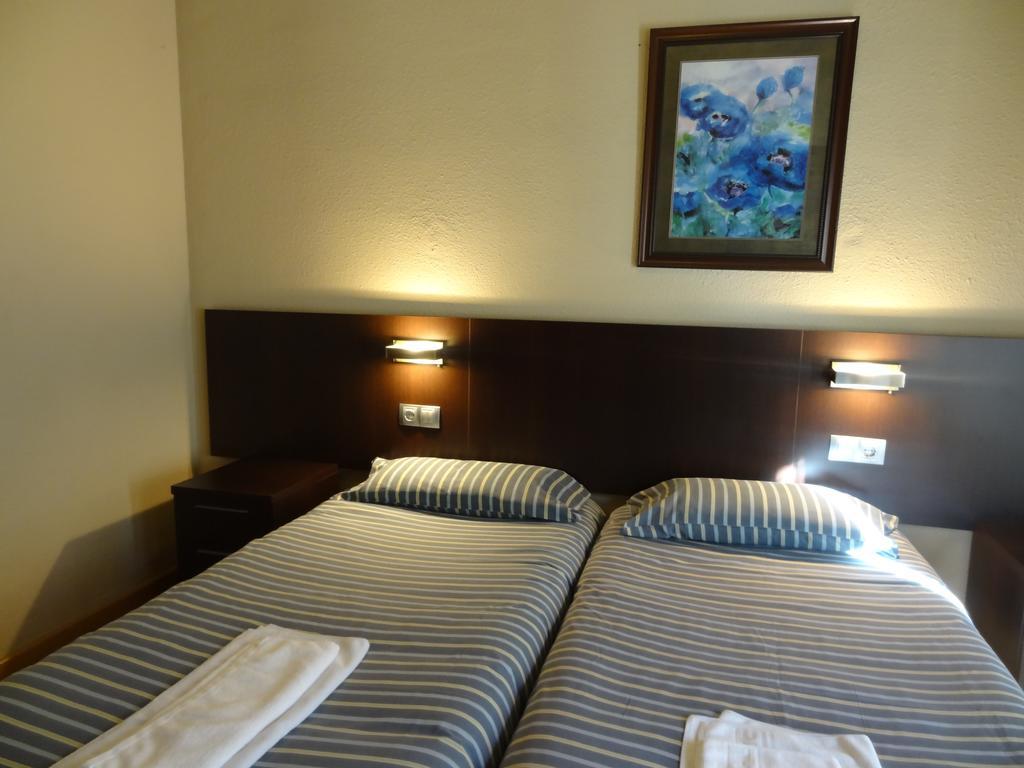 Pensión Hostal Cal Forner *