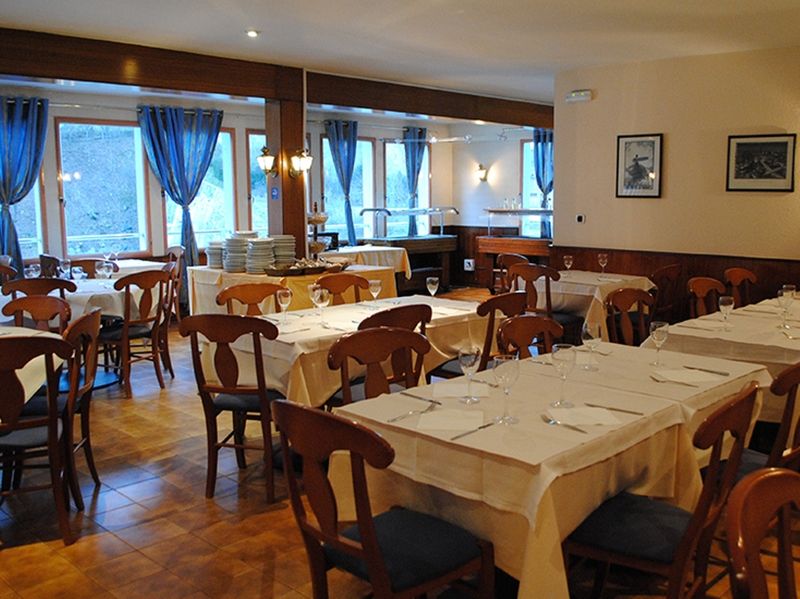 La Mola Hotel 2*