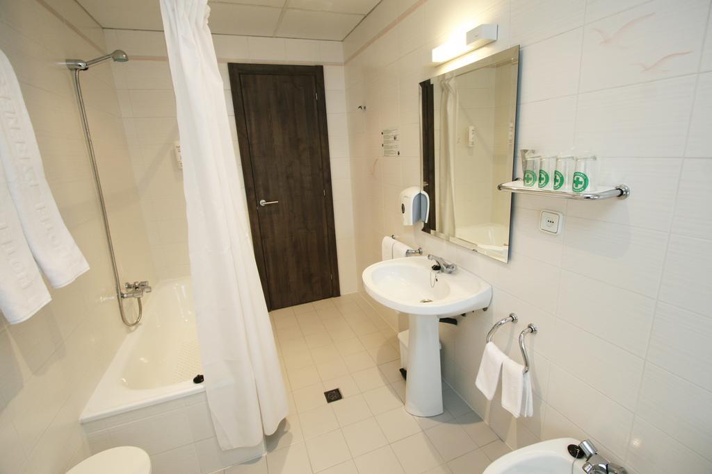 Hotel Pyrénées 3*