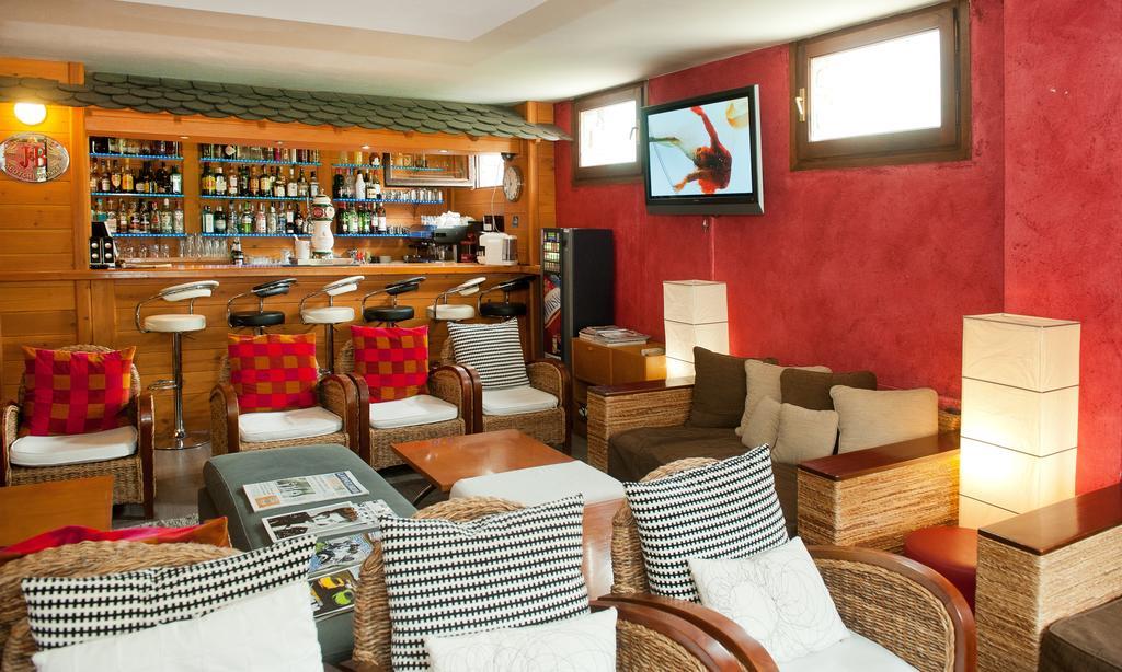 Hotel Mila Encamp