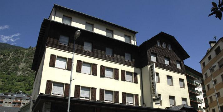 Evenia Oros Encamp