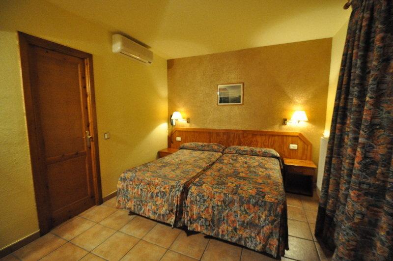 Hotel Yomo Petit Paris Encamp