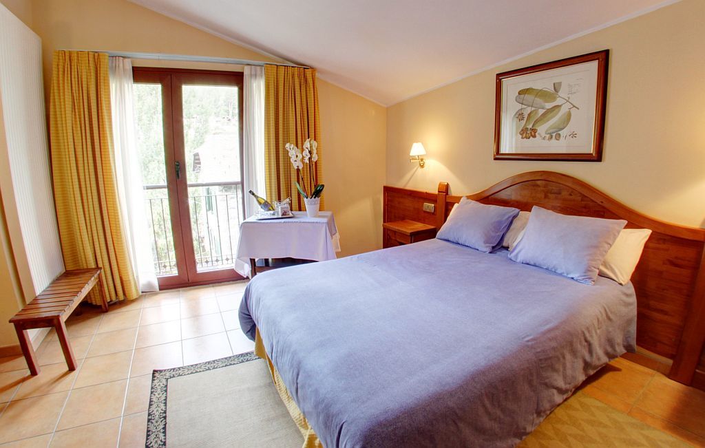 Montane Hotel