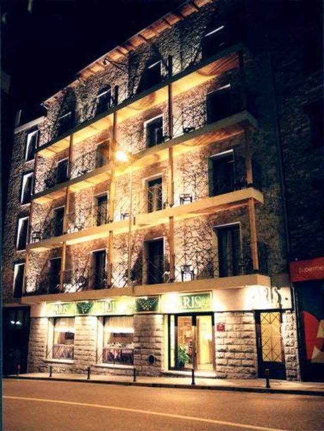 Yomo Petit Paris 3*