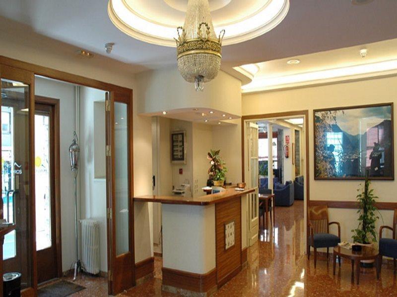 Hotel Evenia Oros 3*