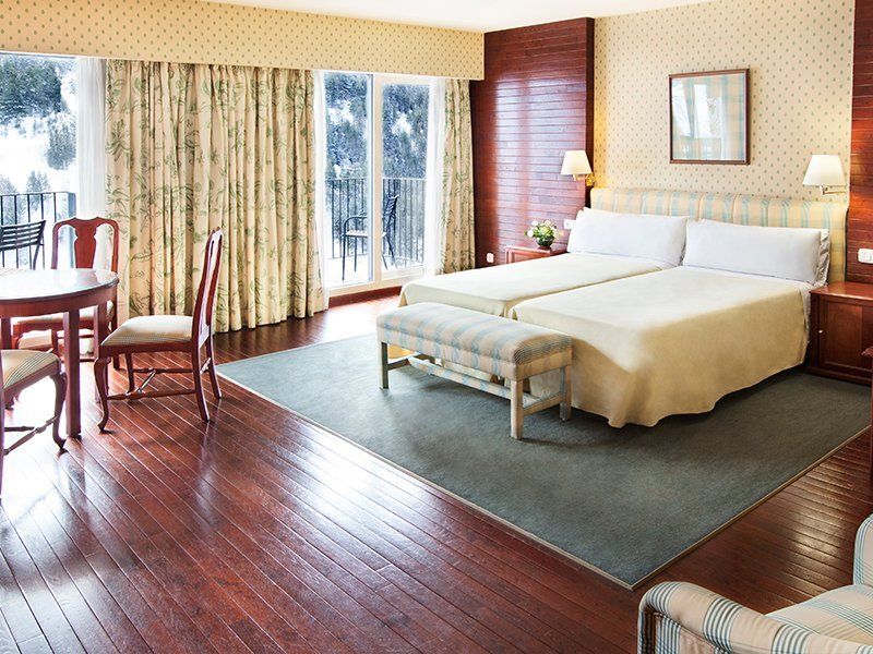 Hotel Piolets Centre