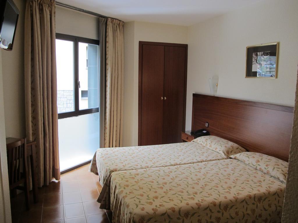 Coray By Pierre & 3* Encamp