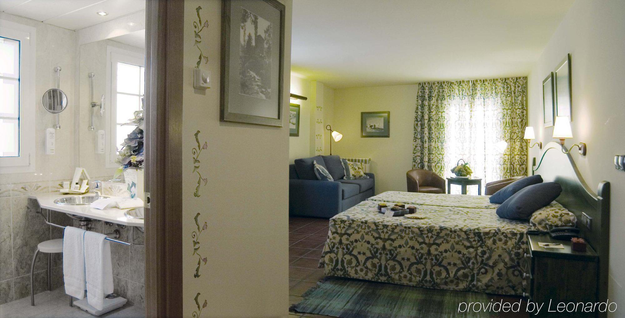 Plaza & Wellness Hotel