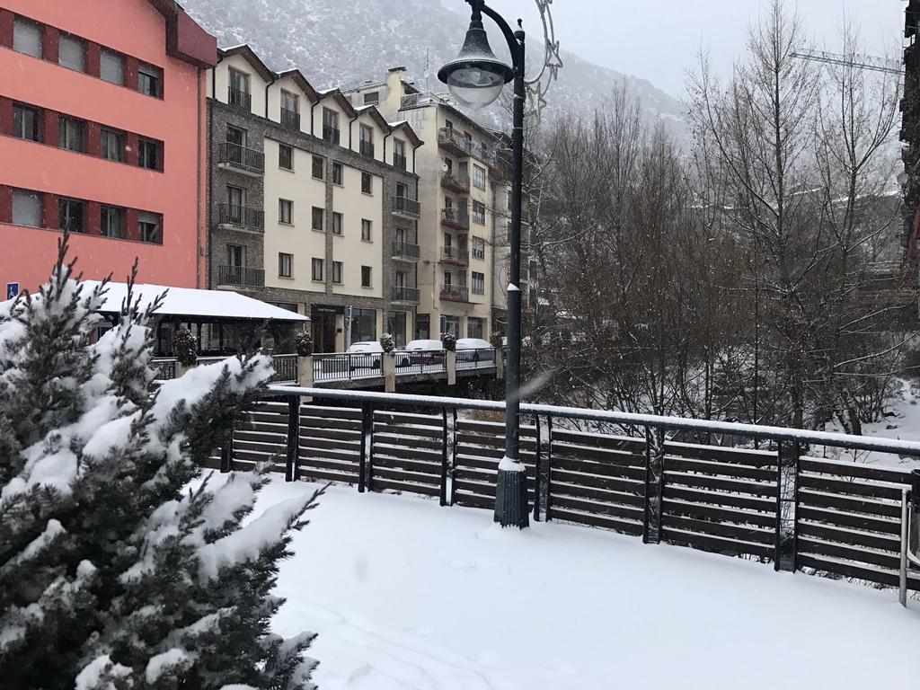 Hermus Centre Vila Hotel